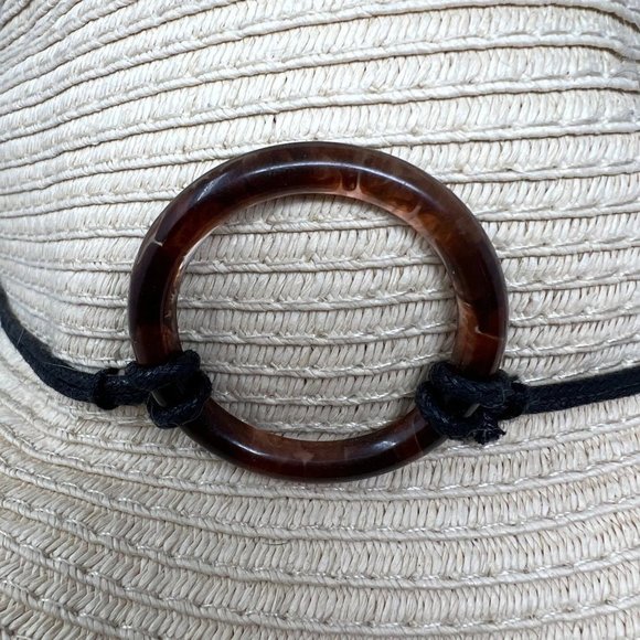 BRYN + BLOOM Sun Protection Hat One Size - Picture 4 of 5